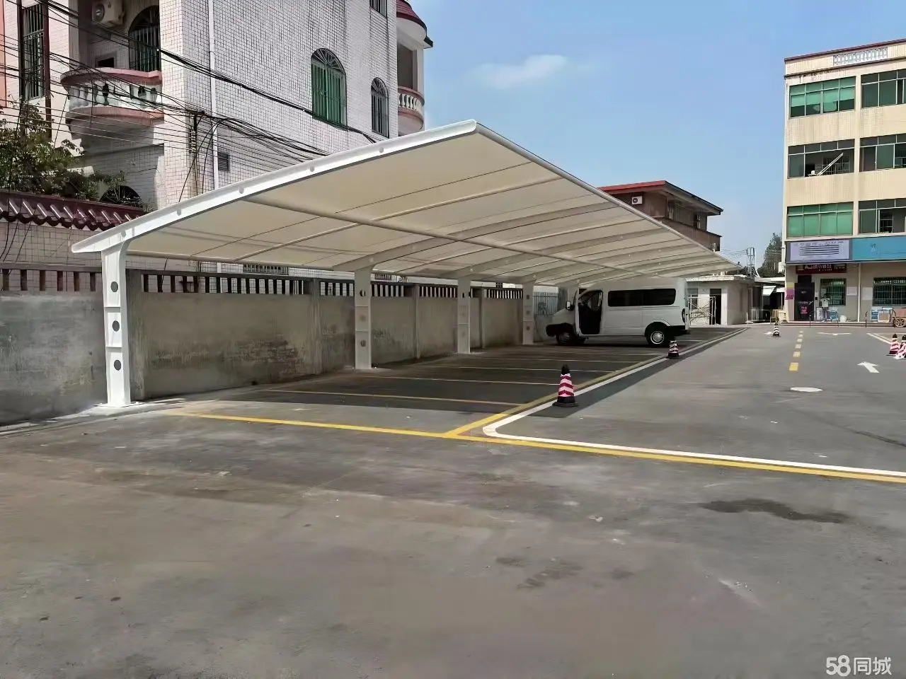 贵州织金膜结构工程科普：山地多雨强紫外环境，停车棚选材别只看低价